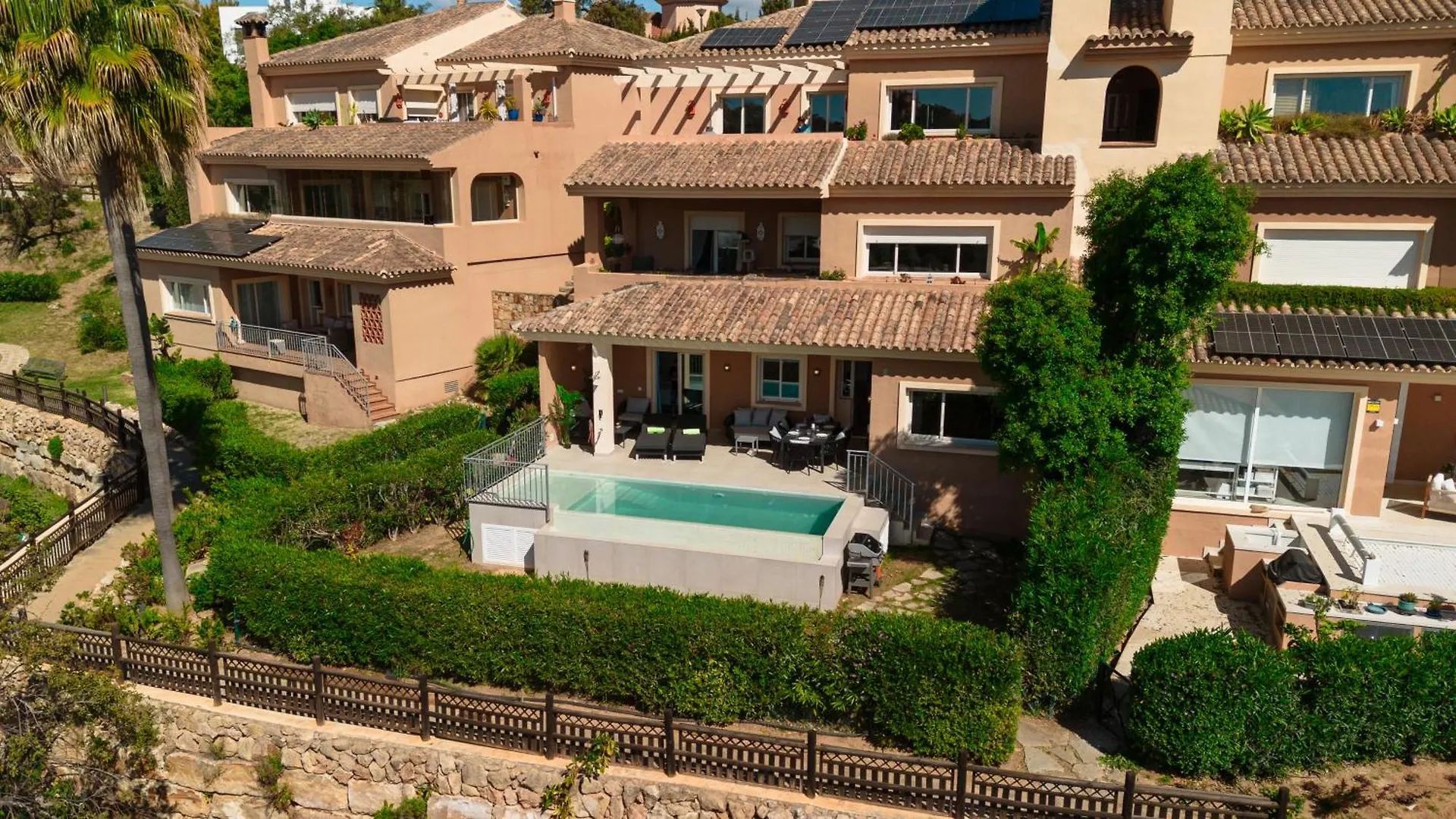Private Heatable Infinity Pool With Sea Views In La Mairena, Marbella Apartment Sitio de Calahonda Spain